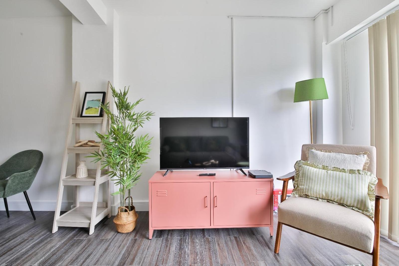 Amber Vista 2 Bedroom Apartments- Supermarket, Coffee Shop, Restaurants & Parking Below Cardiff Bagian luar foto